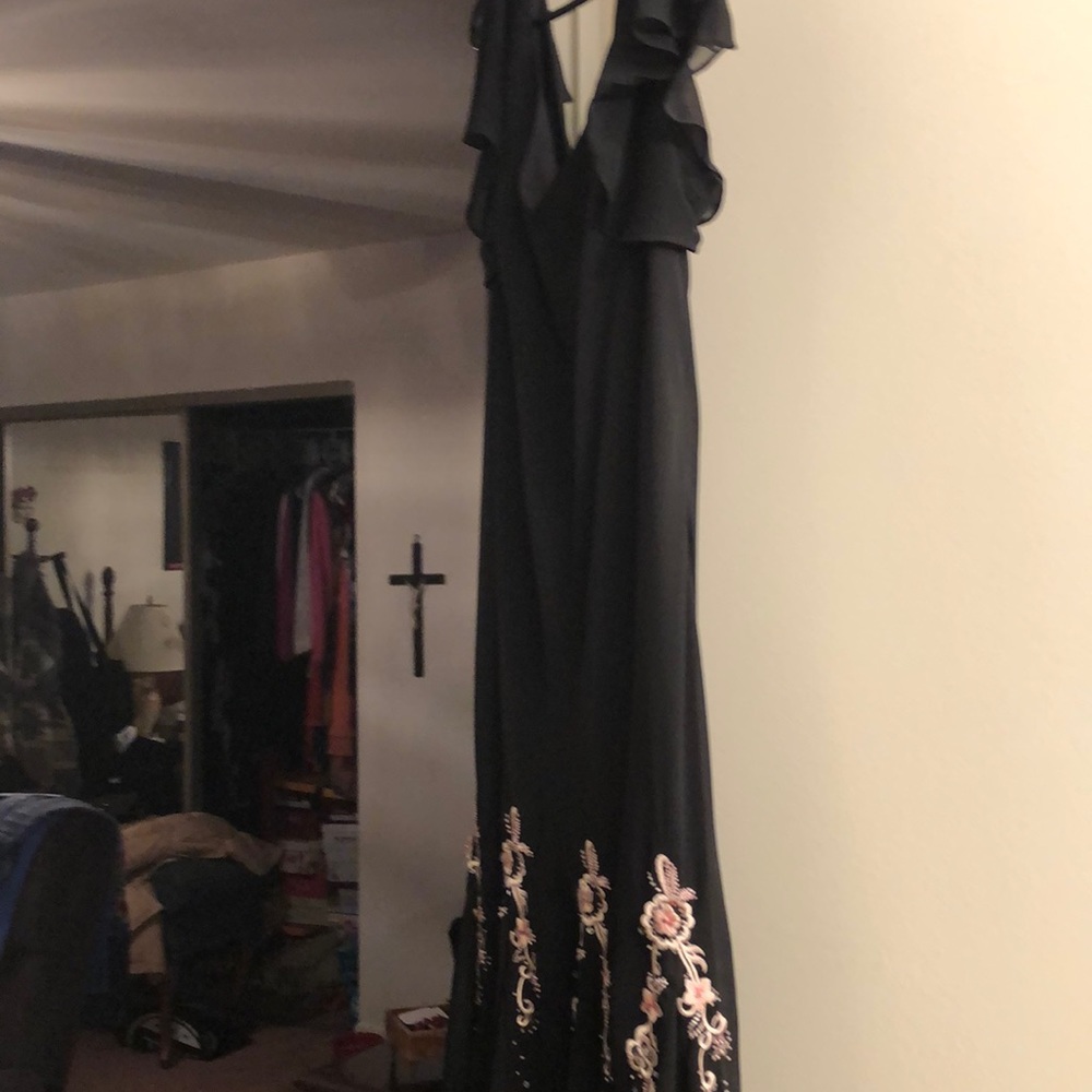 Black Handkerchief Embroidered 3/4 Length Gown. Size 14. $50